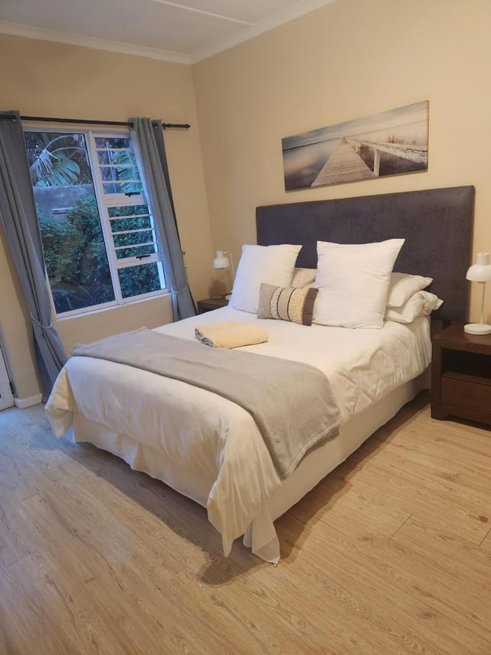 Jenvey House Selfcatering Apartments & Bnb Port Elizabeth Bagian luar foto