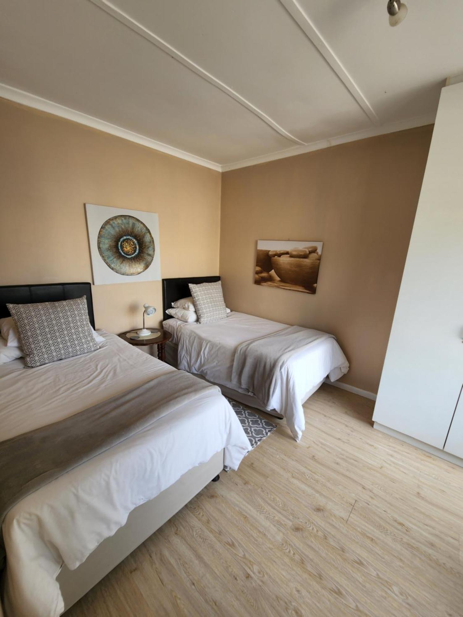 Jenvey House Selfcatering Apartments & Bnb Port Elizabeth Bagian luar foto