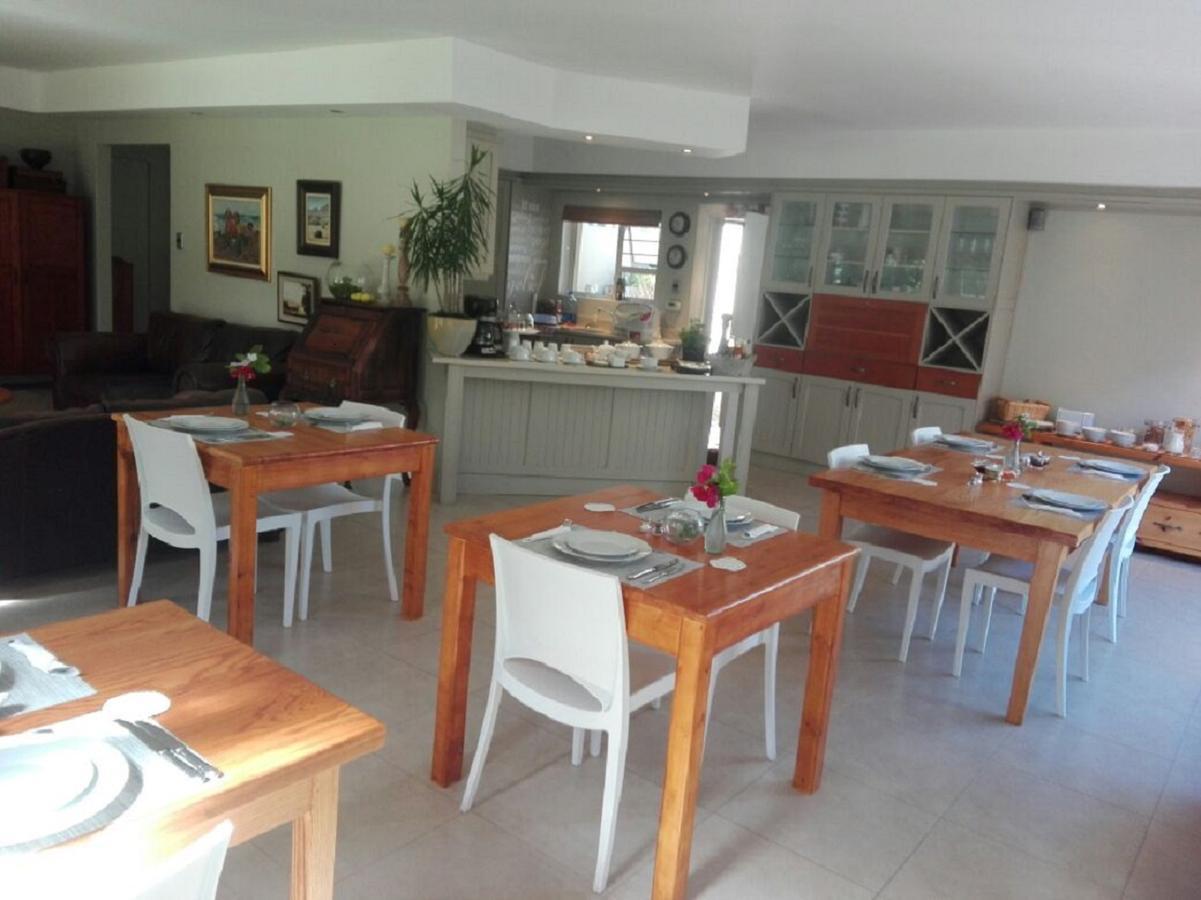 Jenvey House Selfcatering Apartments & Bnb Port Elizabeth Bagian luar foto